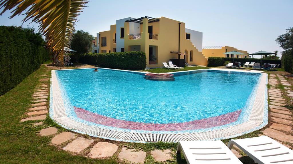 Oasi D'Oriente Aparthotel Santa Cesarea Terme Exterior foto